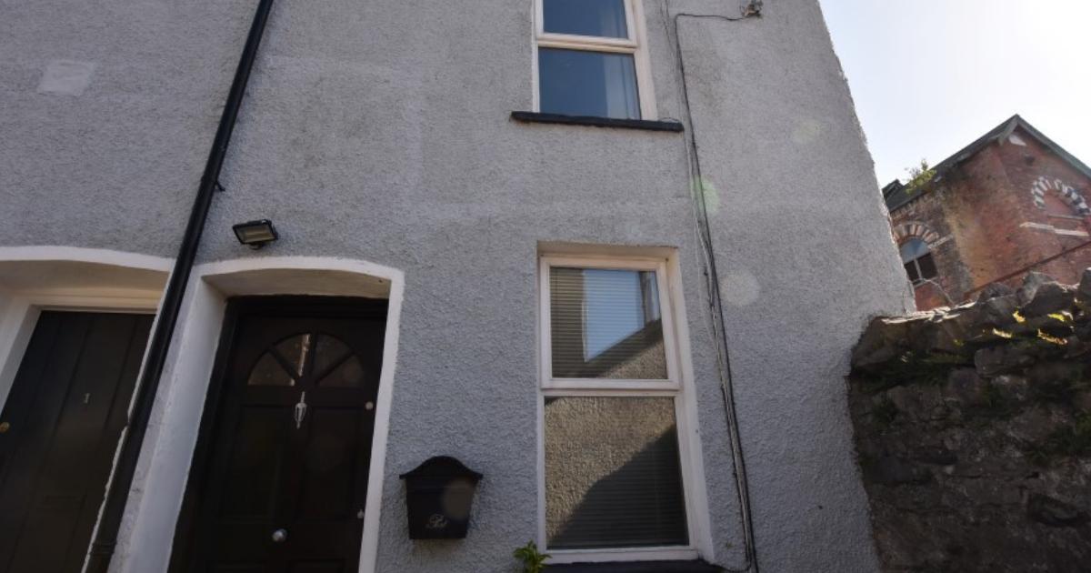 'Traditional' Ulverston cottage with two bedrooms to go under the hammer