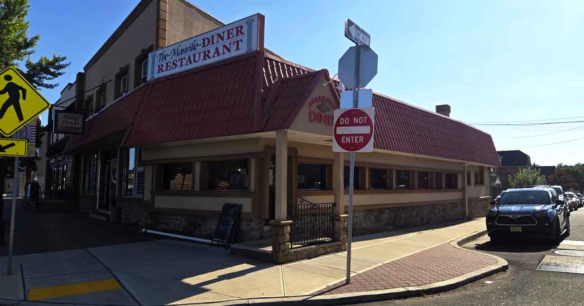 This Tiny Diner In New Jersey Has A $9.95 Breakfast That’ll Keep You Full All Day