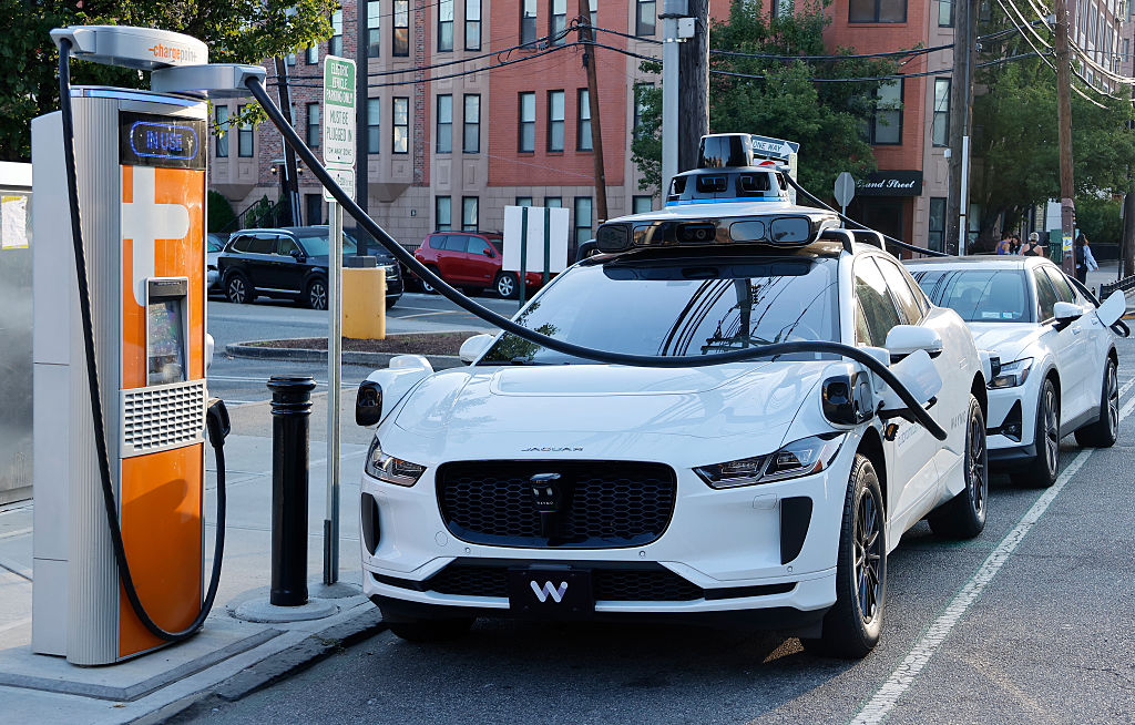 Von der Leyen backs city network to boost self-driving cars