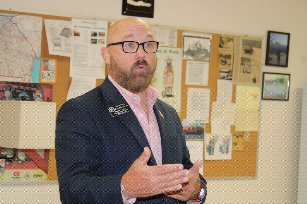 Commissioners impose mining moratorium