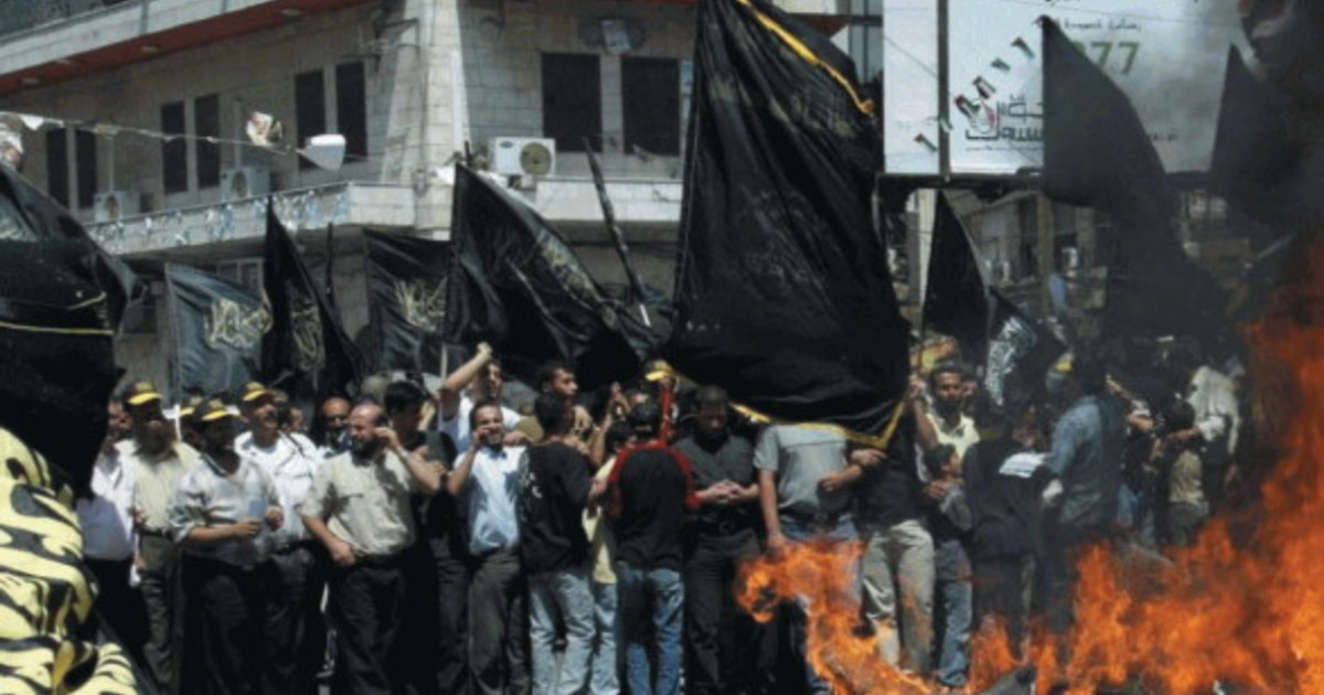Allah-rme Islam, lo studio del Vaticano: "Violenza jihadista minaccia globale"