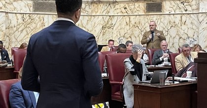 Maryland Senate Democrats advance bills to limit ICE enforcement in the state despite Republican push back