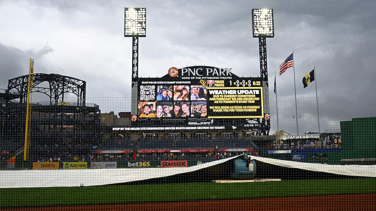 Why is the Mets-Pirates Game Delayed Today? When Will it Start Again?