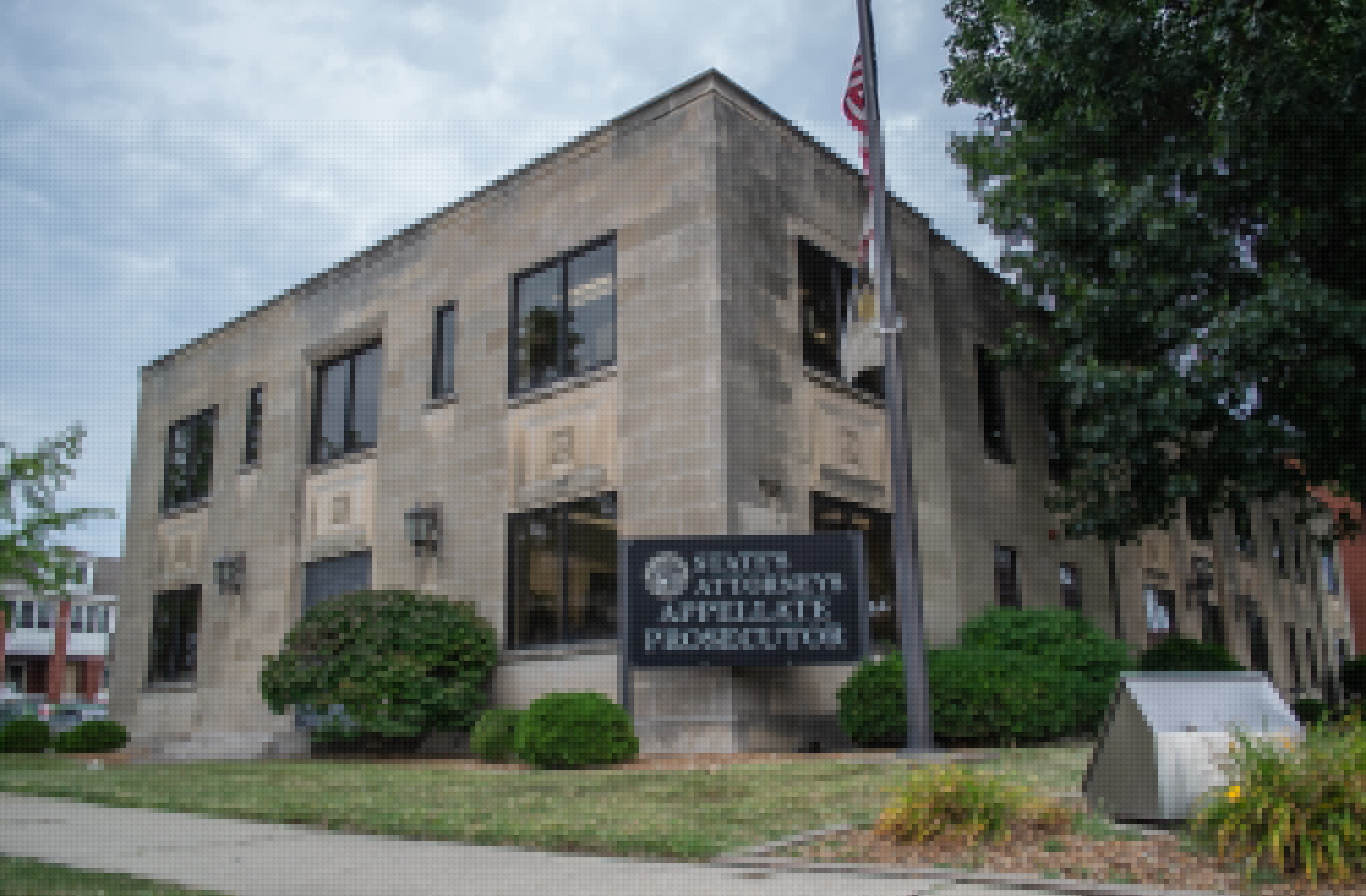 What is a special prosecutor and how are they appointed?