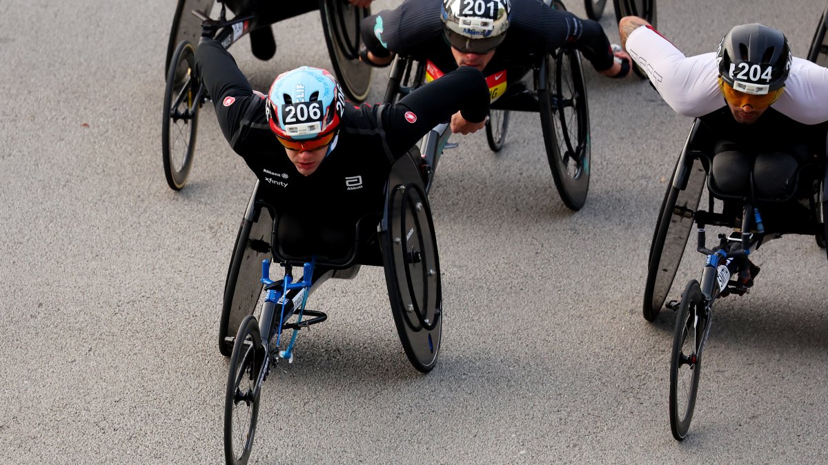 Major headliner in Chicago Marathon wheelchair event drops out days before race