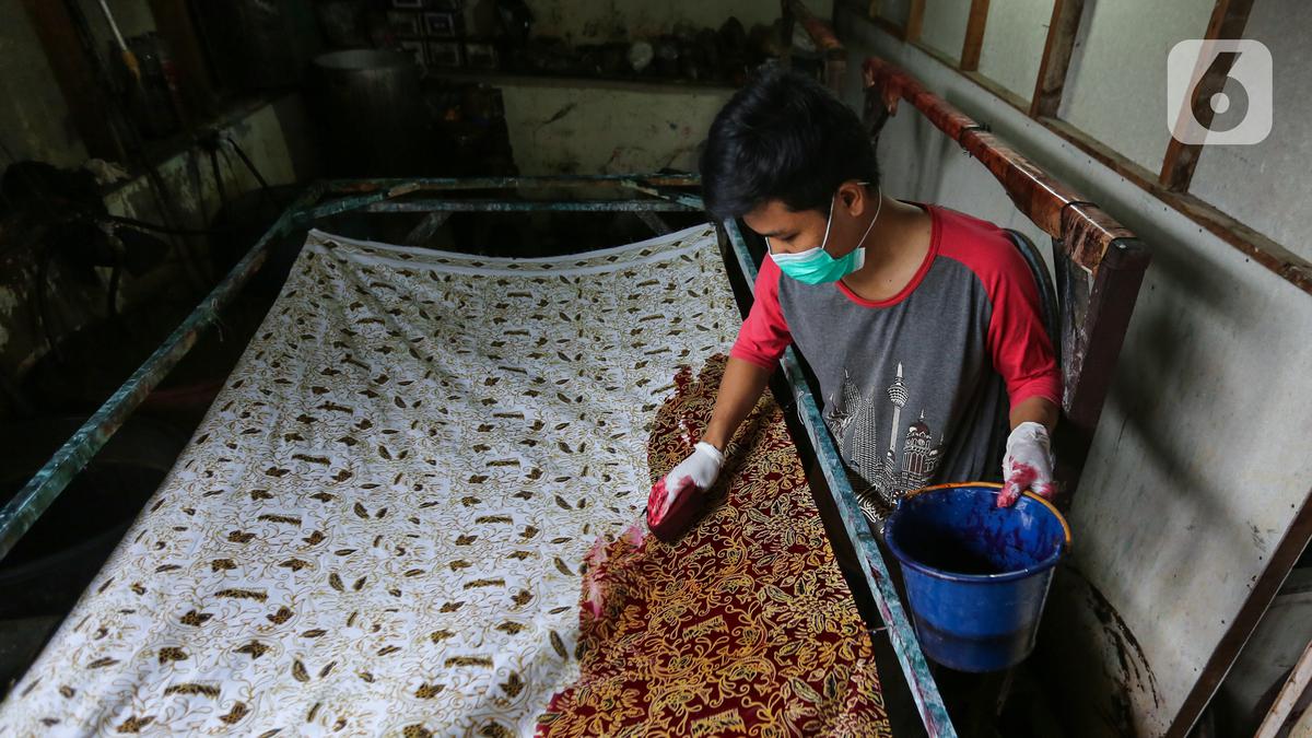 Menguak Makna 2 Oktober: Hari Batik Nasional, Anti Kekerasan, dan Hewan Ternak Sedunia