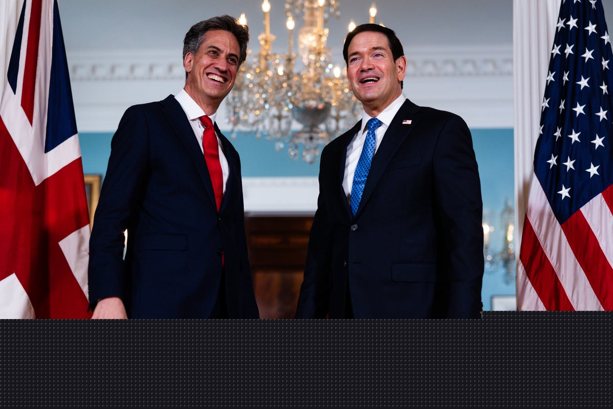 Miliband says UK and US are ‘closest allies’ but ducks questions on Trump criticism