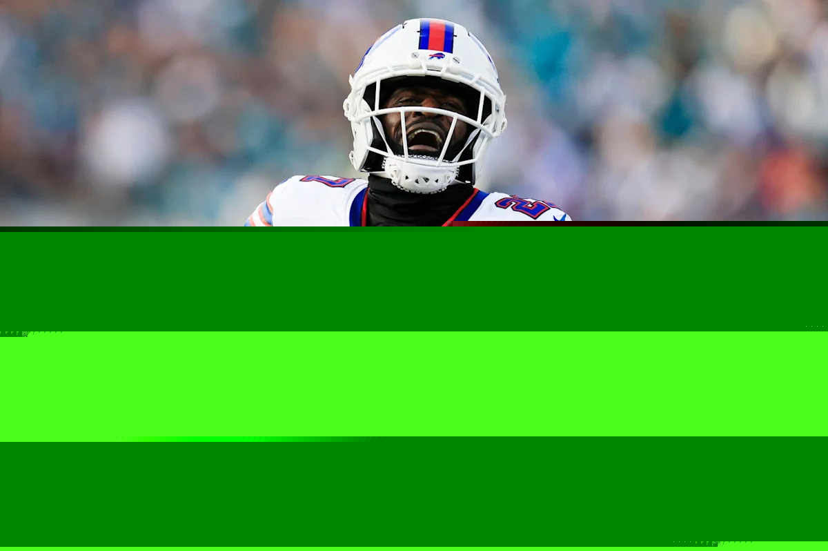 Should the Chargers consider signing Tre'Davious White?