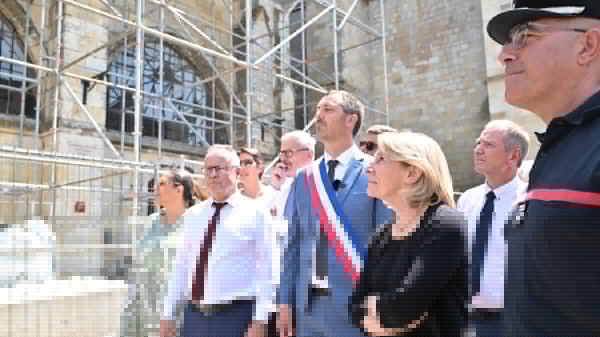 "On ressent la même émotion que pour Notre-Dame" : la ministre de la Culture au chevet du patrimoine de Condom après le grave incendie de juin