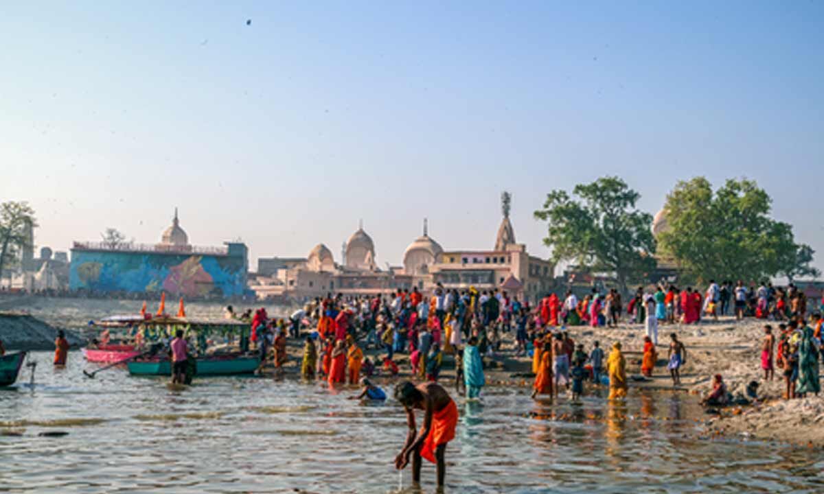 Guru Purnima draws devotees across UP; Ayodhya, Prayagraj witness huge gatherings