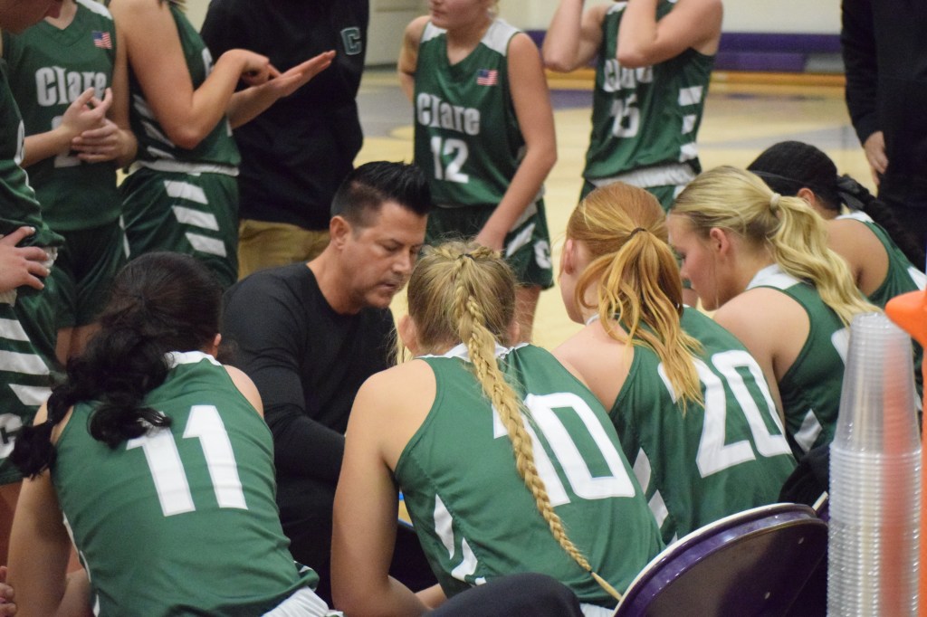 High school basketball scoreboard: Clare girls win fourth straight contest