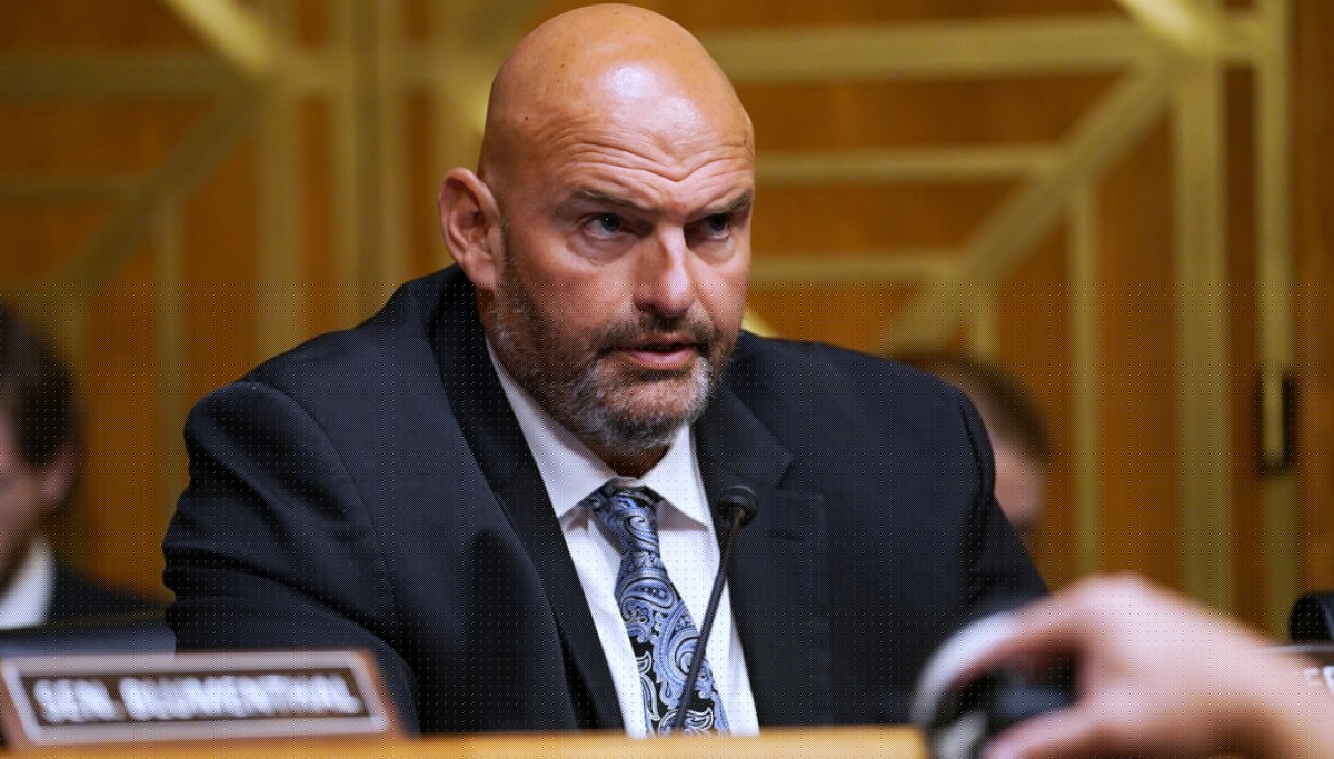 Schumer pushes Fetterman to stay in party as moderate Democratic power weakens