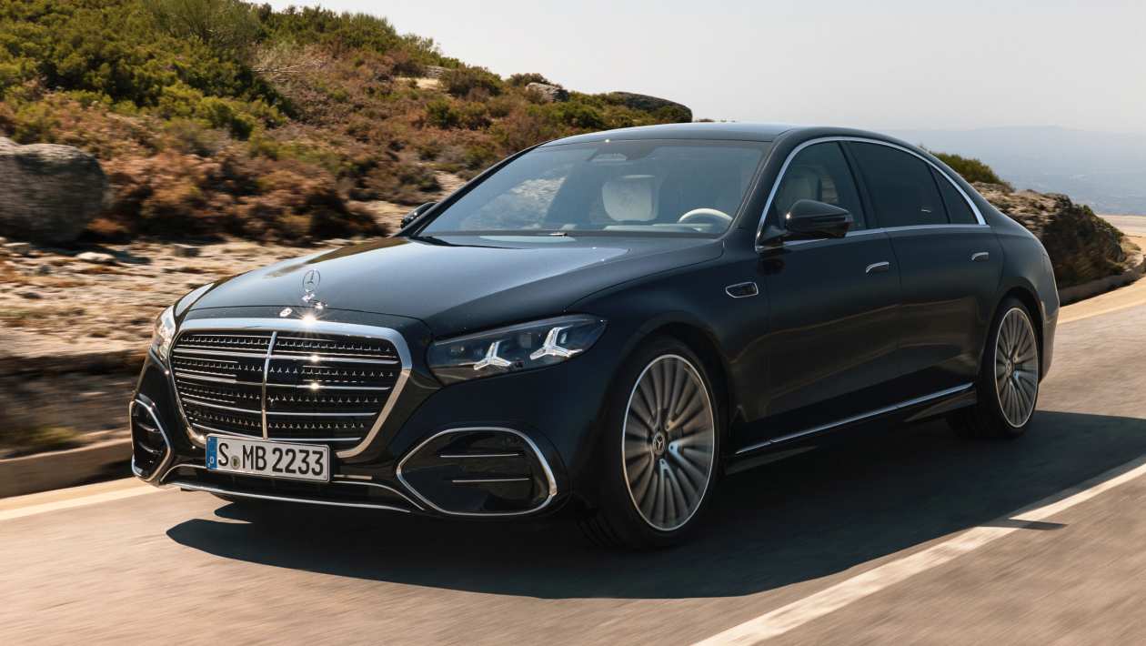 New Mercedes S-Class facelift revealed 2026 - pictures