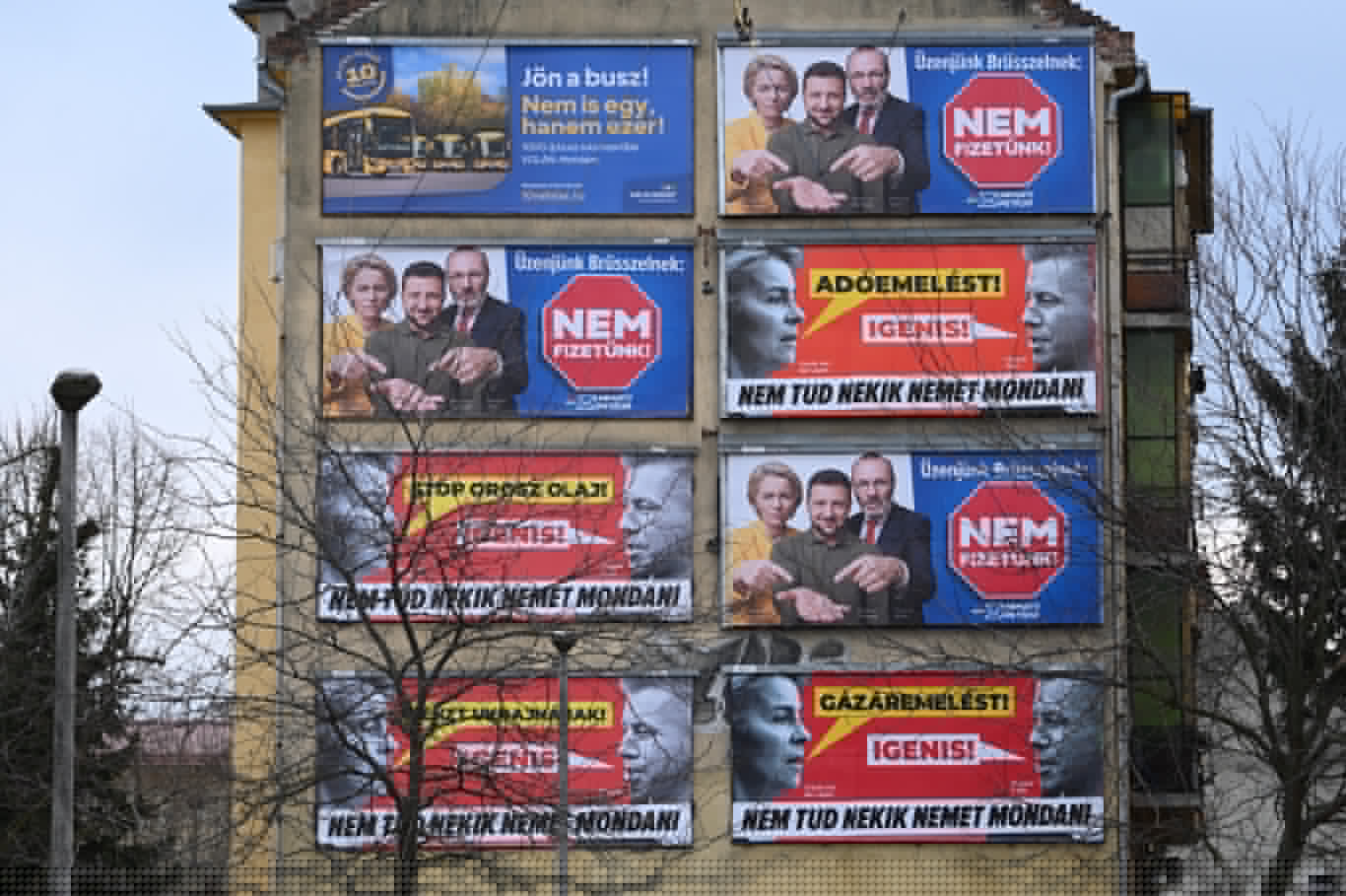 Kirúgták a Balásyéknak százmilliárdokat kifolyató Nemzeti Kommunikációs Hivatal és a Rendezvényszervező Ügynökség vezetőjét