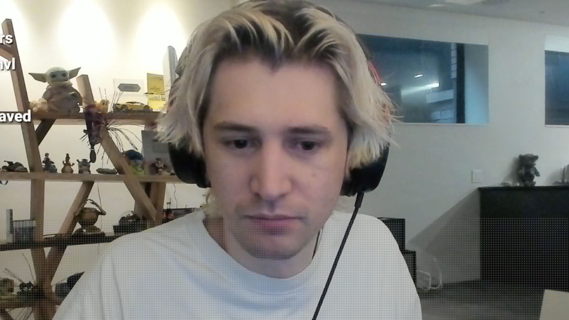 "We moved to a pretty medium-low-class spot": xQc responds to claims that he "tells fake stories" about growing up poor