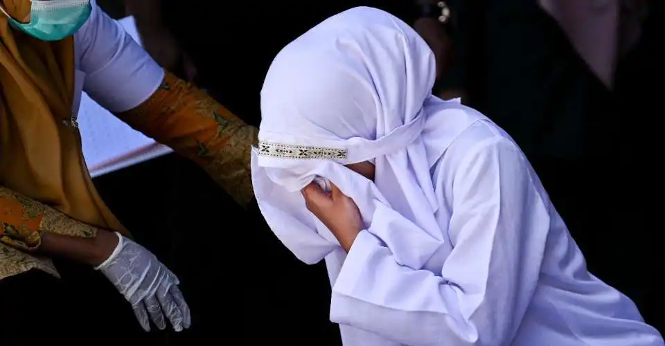 Couple Face Brutal 140-Stroke Caning for Sex Outside Marriage in Indonesia