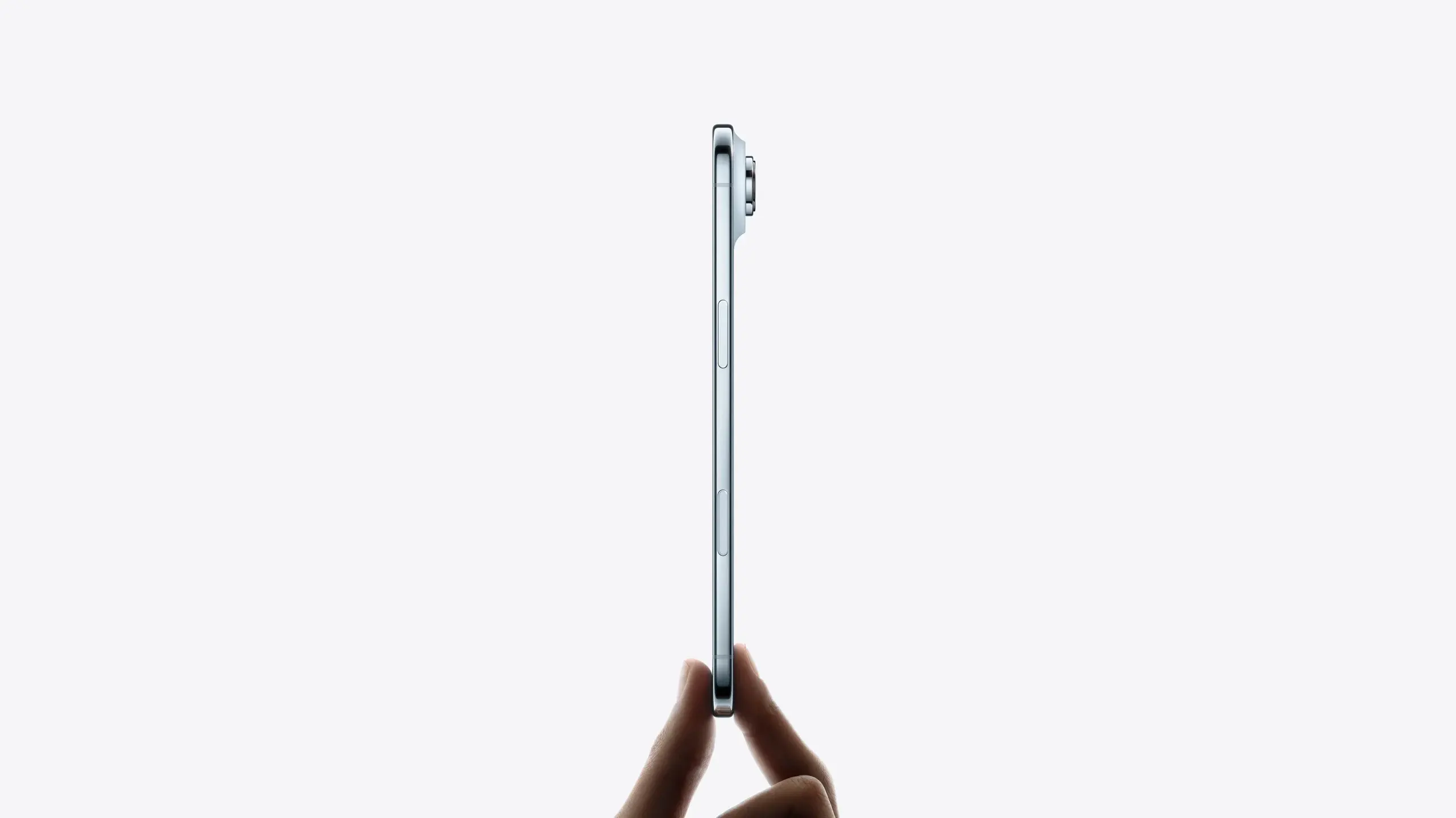 The iPhone Air Diet Trend: Android Brands Want a Bite