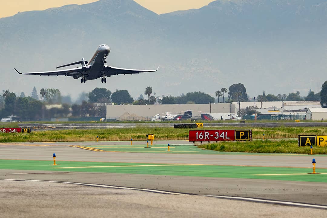 The backup airports absorbing America's private jet boom