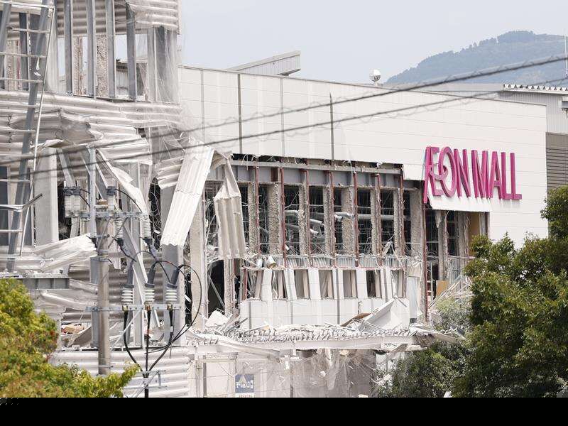 Hope dwindles as Japan quake death toll rises to 25