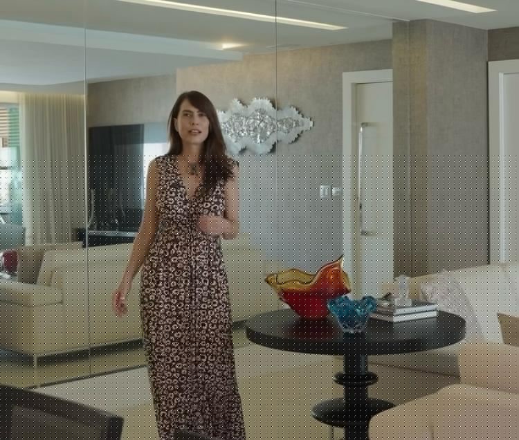 Atriz de novelas como 'Passione' e 'Haja coração', Adriana Prado conta como concilia a atuação com a carreira de corretora de imóveis de luxo
