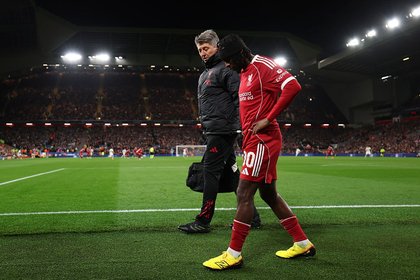 Arne Slot appears to rule out new signings despite Liverpool’s growing injury concerns