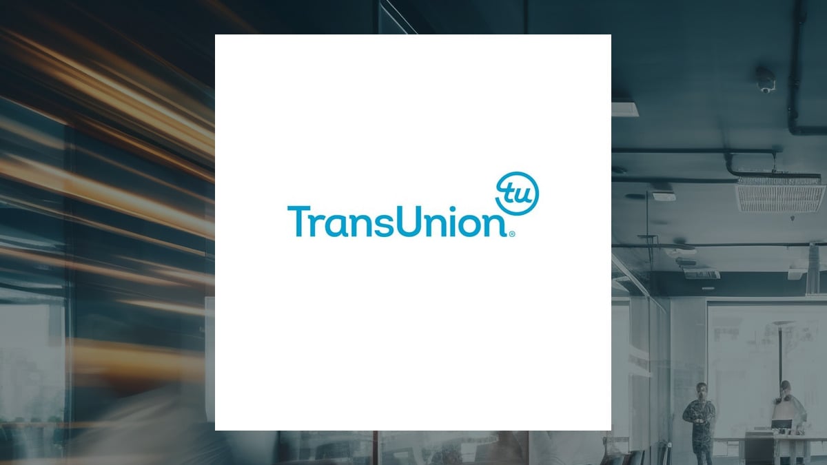 Insider Selling: TransUnion (NYSE:TRU) EVP Sells $1,997,075.00 in Stock