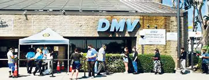 DMV 유사 사이트 수수료 폭리 논란… 캘리포니아 운전자 분통