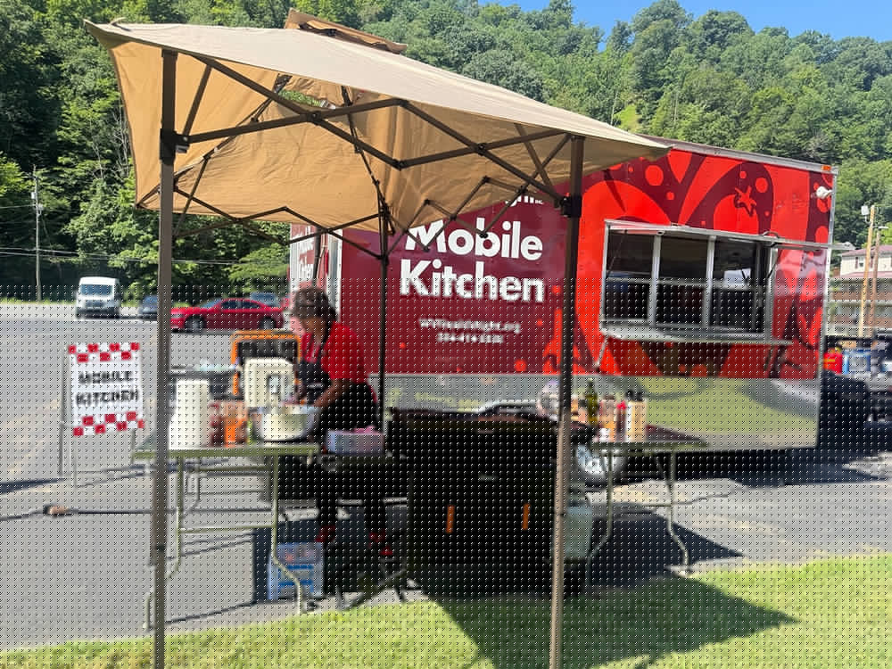 Healthy cooking program supports recovery residents in Logan