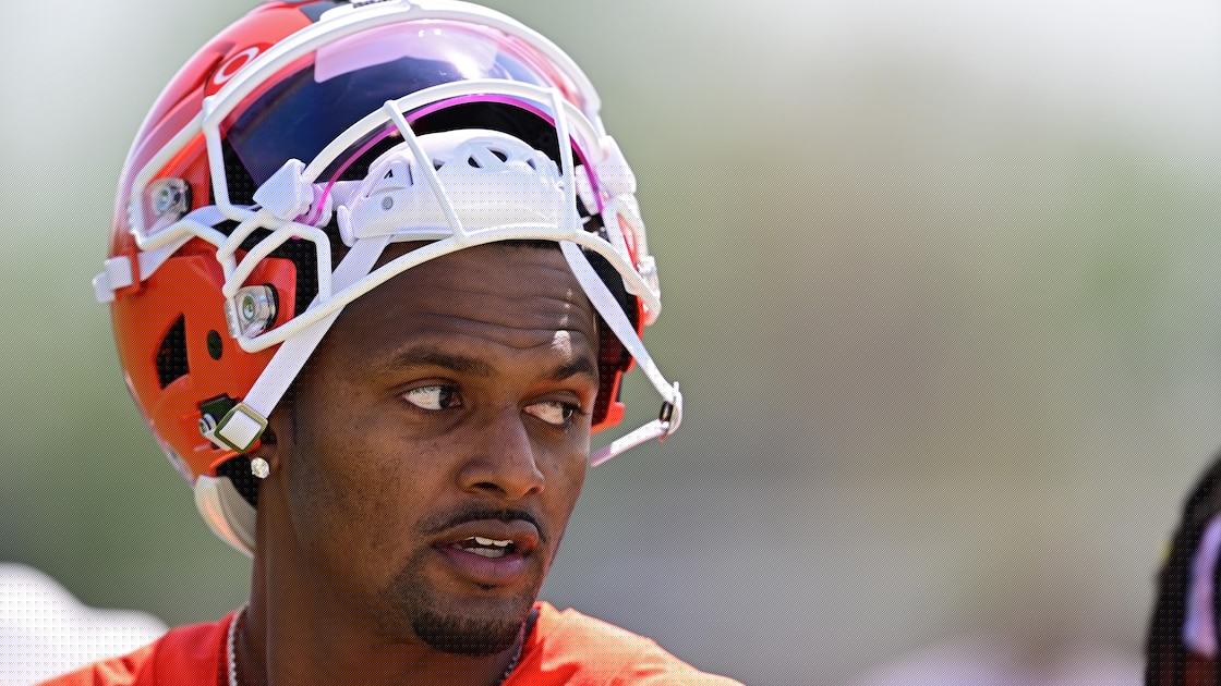Deshaun Watson Addresses INTs, Injury Concerns amid Shedeur Sanders Browns QB1 Battle in New Videos