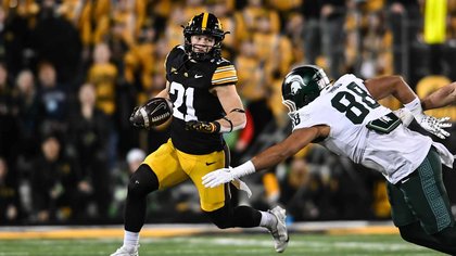 Former Iowa High School Football Standouts Perform Well At Shrine Bowl