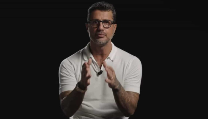 L’Agcom mette sotto osservazione Falsissimo: al vaglio le puntate nelle quali Fabrizio Corona parla di Signorini e altri volti Mediaset. ‘Sotto esame’ anche la copertura tv di Garlasco (e non solo)
