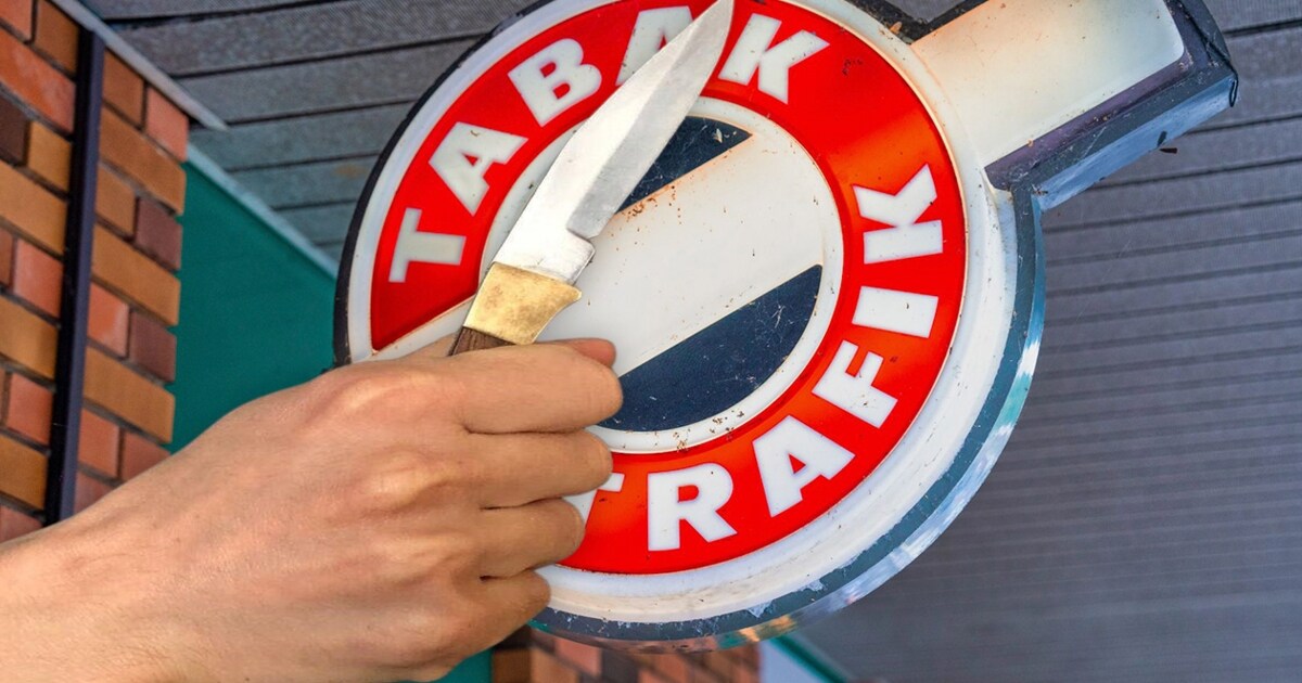 Überfall auf Trafik - Zigaretten bestellt, dann zückte Mann ein Messer