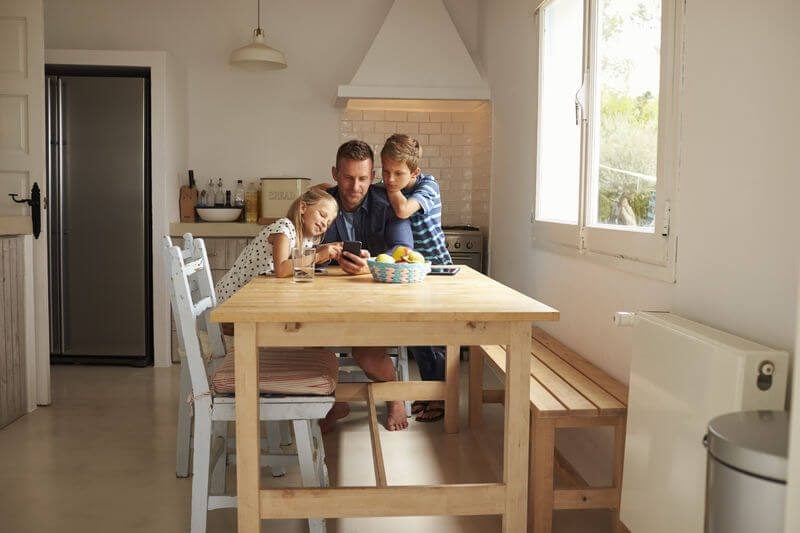 What rights are there for unmarried couples with children?