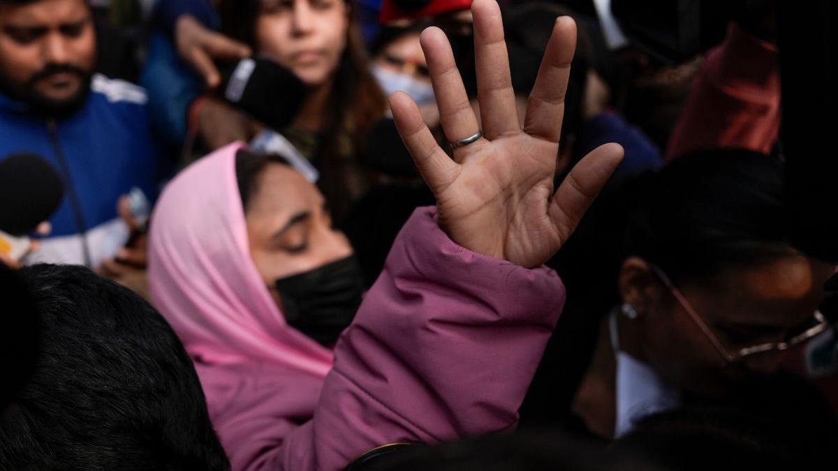 Delhi Police register FIR over alleged disclosure of Unnao rape survivor's identity on social media