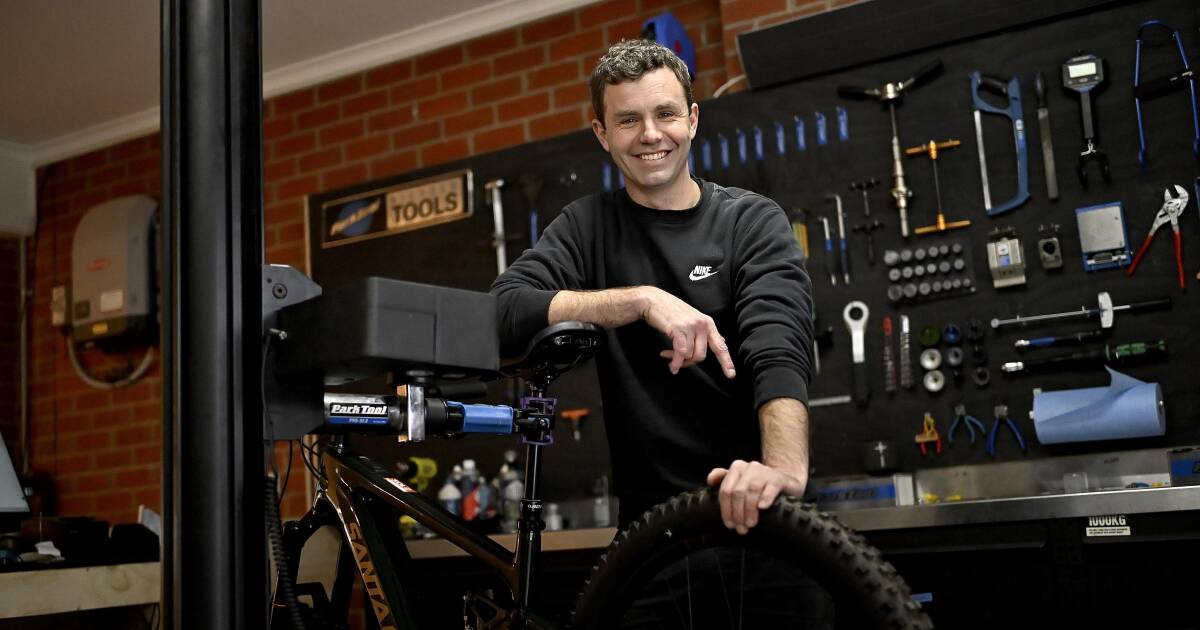 Cycling 'game-changer': coastal bike store pumped after inland move
