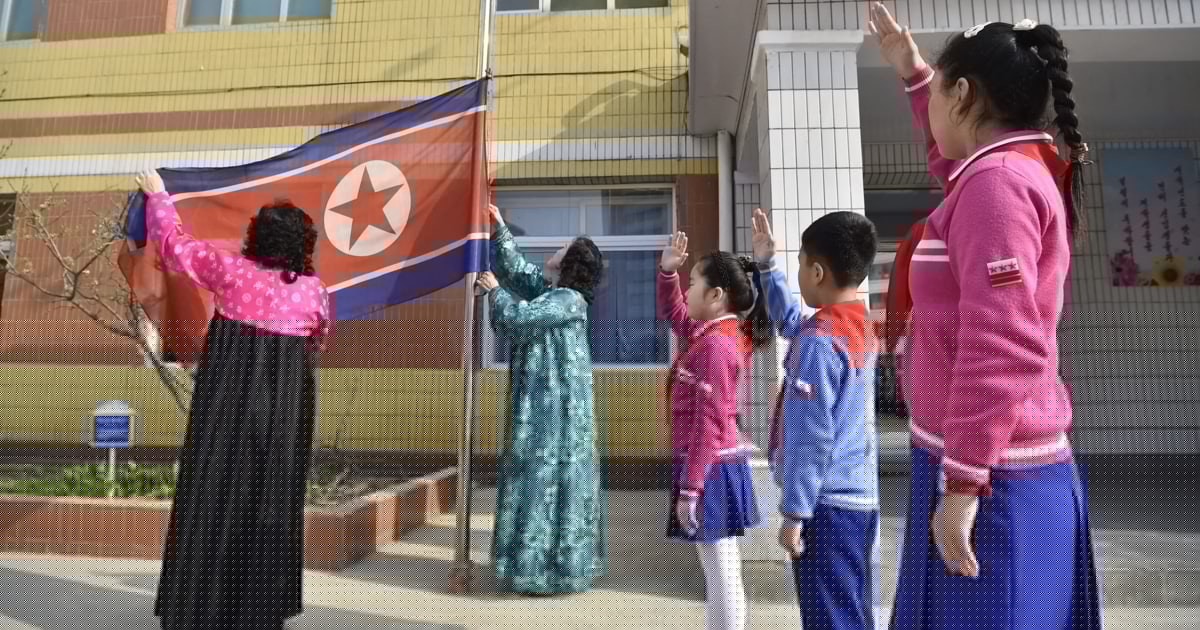 Marschieren und Singen - „Ferienlager“: Kreml schickt Kinder nach Nordkorea
