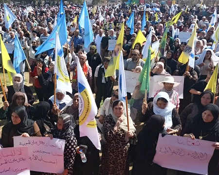 Kurds in Syria rally in mass protest for decentralization