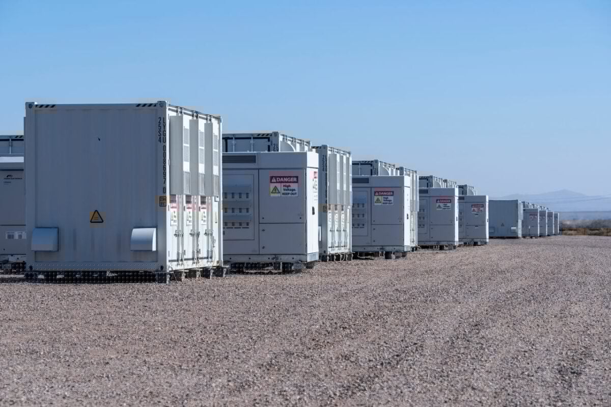 Legal ambiguity in South Dakota, regulator finds state permit required for NextEra 120MW BESS