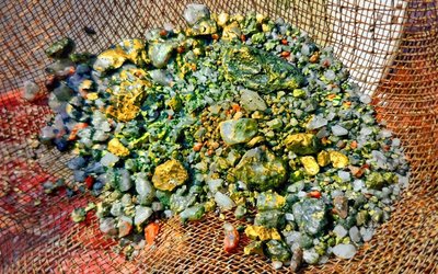 Austral Resources Hits Parallel Copper-Gold Lode in Drilling at Snow Queen Prospect