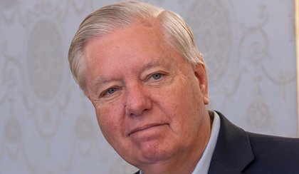 Lindsey Graham Mimics Trump, “I Want to Put My Senate Colleagues on Notice”