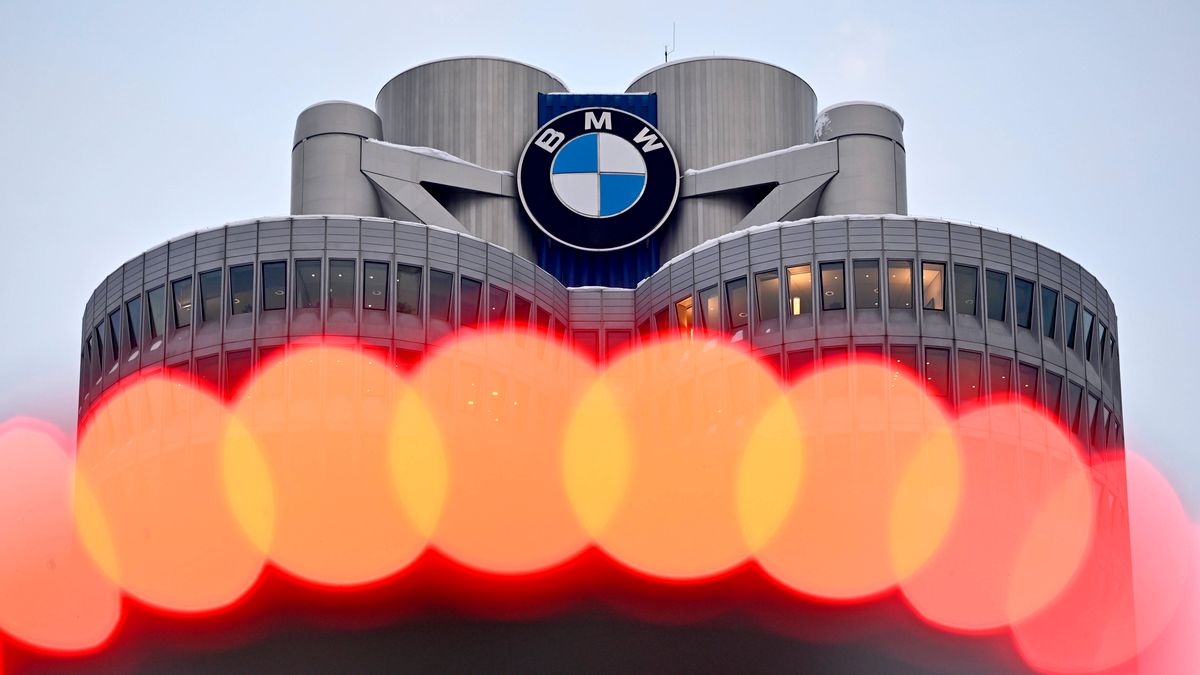 BMW: Gewinn bricht um mehr als ein Drittel ein, Einigung mit Betriebsrat zum Personalabbau