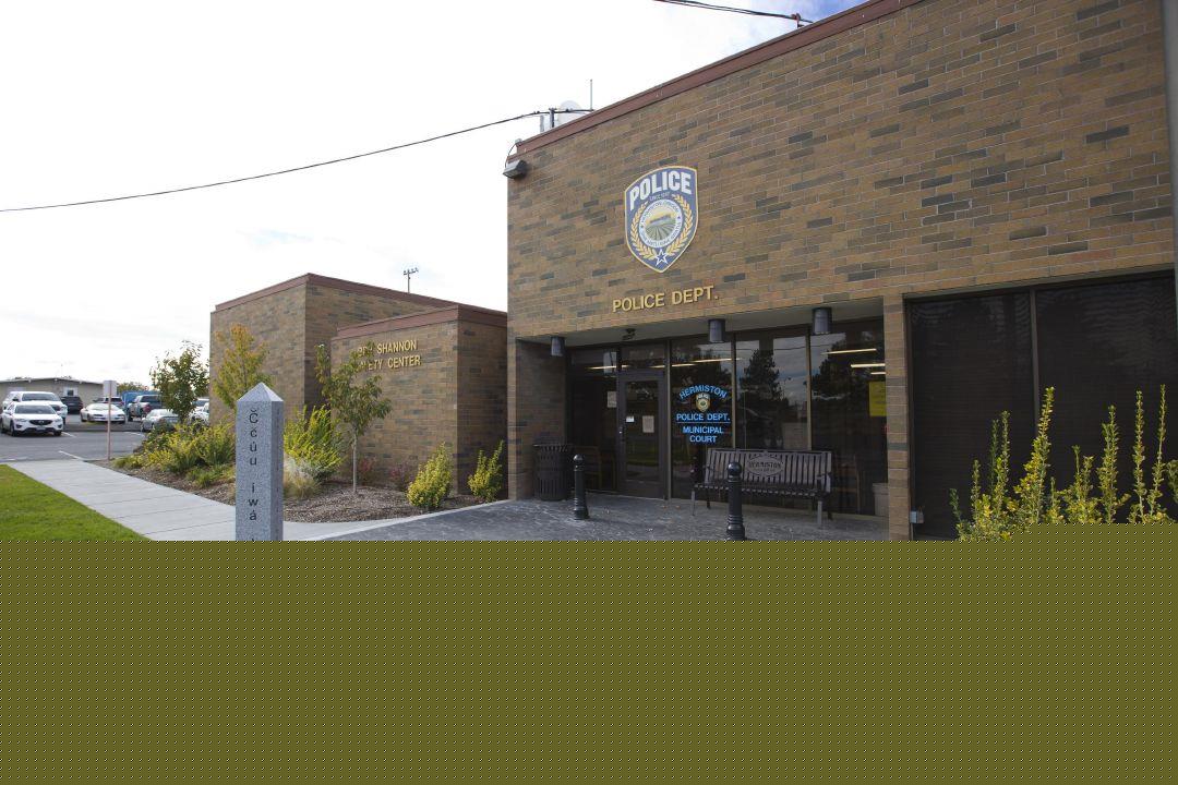Hermiston City Council OK purchase of 6 police cars