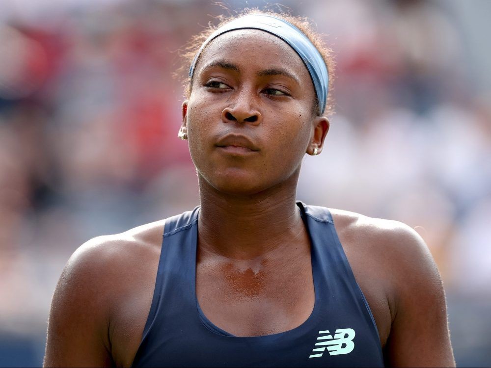 Coco Gauff reaches Toronto semis by walkover due to Belinda Bencic hip injury