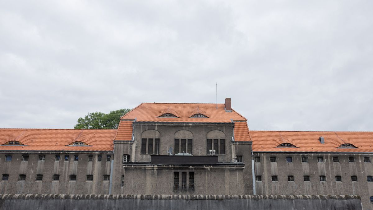 JVA Willich 1: Ermittler durchsuchen Gefängnis wegen Korruptionsverdachts