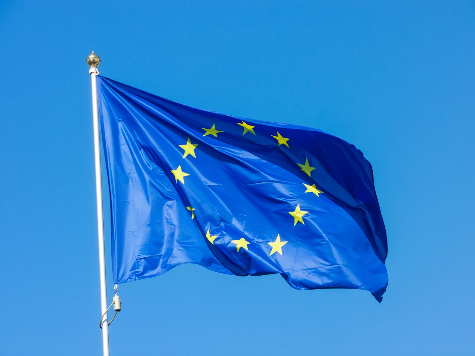Music bodies hail European Parliament committee AI proposals