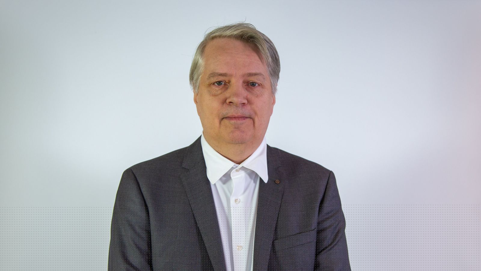 Var­huga­verð sjónar­mið eða raun­sæ leið?