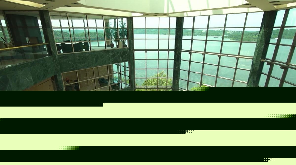 Inside the Glass Mansion on Table Rock Lake Just Sold