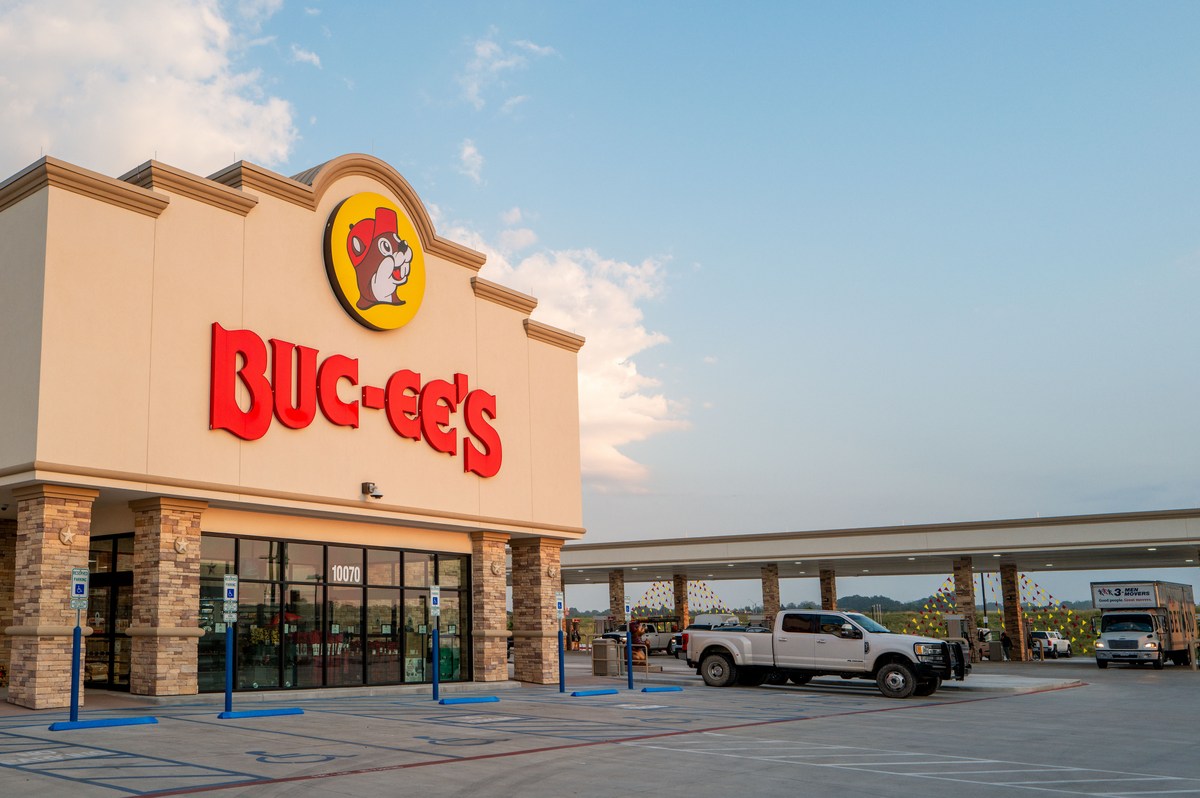 There's One Major Brand Missing From Every Buc-ee's