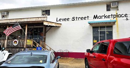 This Underrated Antique Store In Mississippi Offers You Rare Treasures At Rock-Bottom Prices