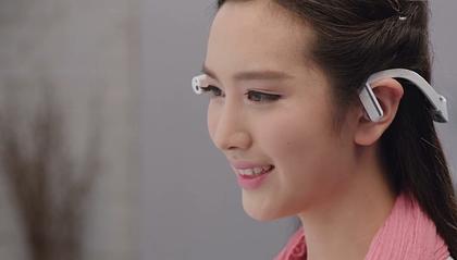 Comment on Chinese Search Engine Baidu Showcases Google Glass-like Baidu Eye by The Internet Of Things Makes It To The Dinner Table | Tech Auntie